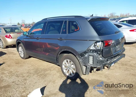 2019 Volkswagen Tiguan 2.0T Se/2.0T Sel/2.0T Sel R-Line/2.0T Sel R-Line Black из США, поврежденный, VIN 3VV2B7AX6KM089274